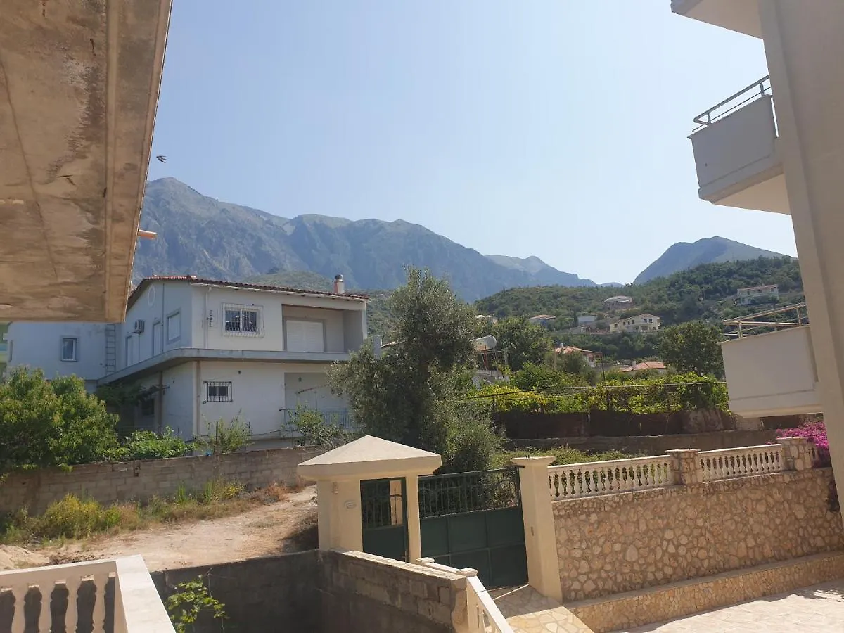 Rooms By George Dhermi Apartment