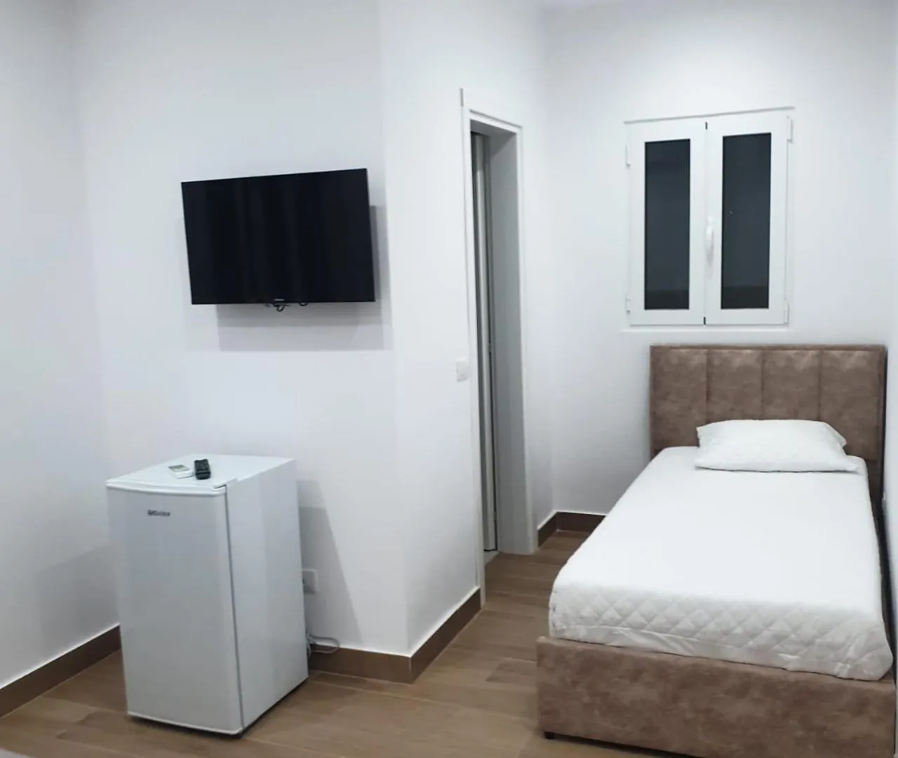 Apartment Rooms By George Dhermi