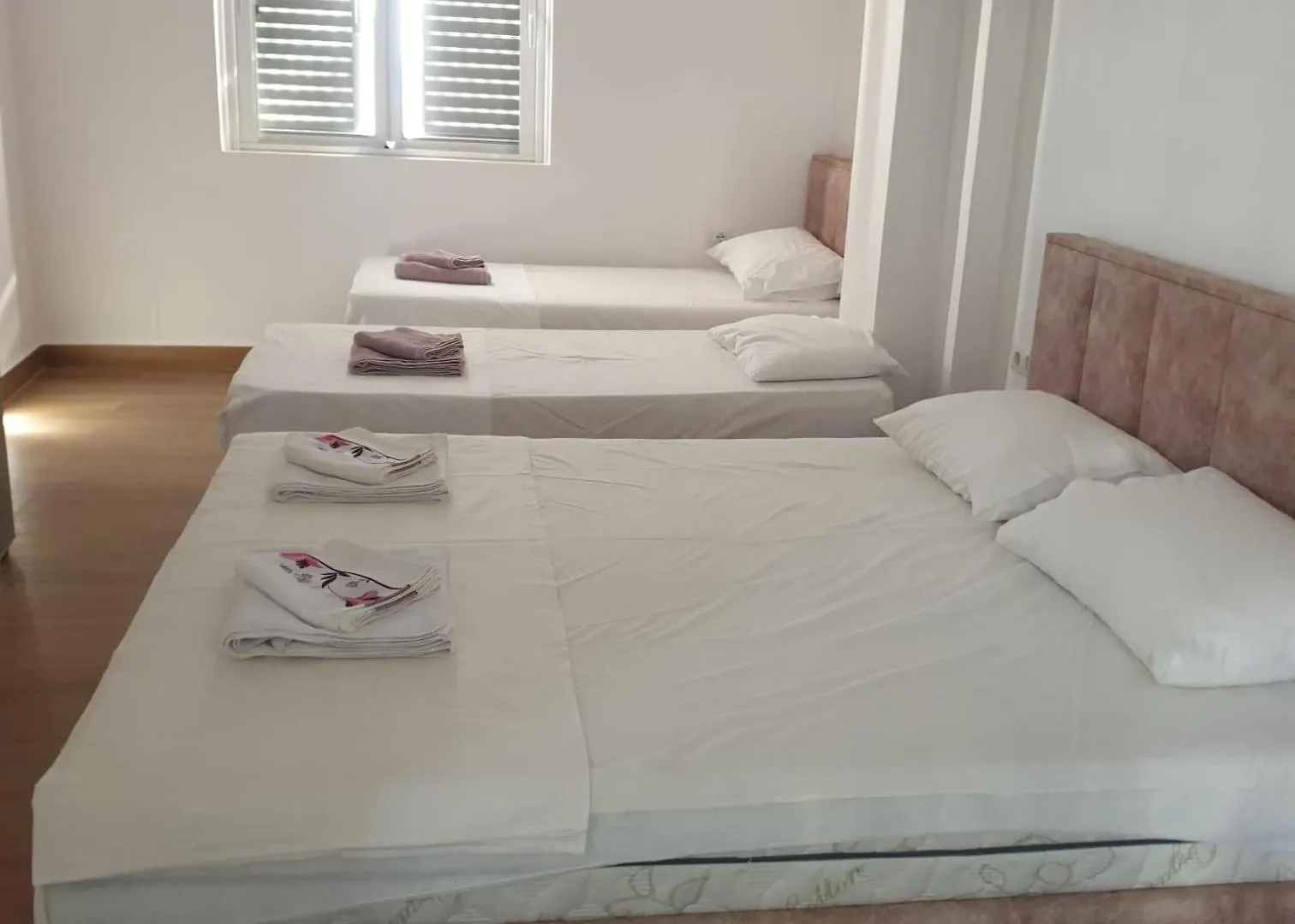 Rooms By George Dhermi 0*,