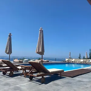 Relax Hotel
