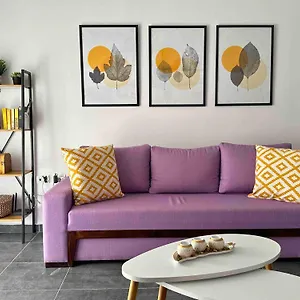 Tropicana Apartment